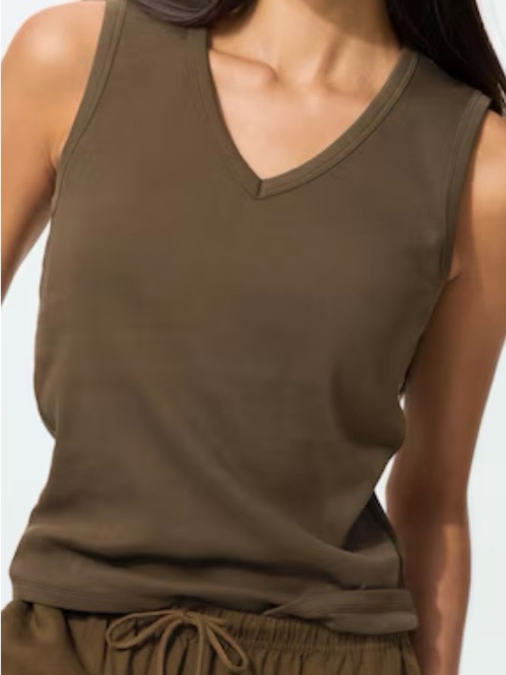 Uniqlo V-Neck Top Size S Brown Built In Bra